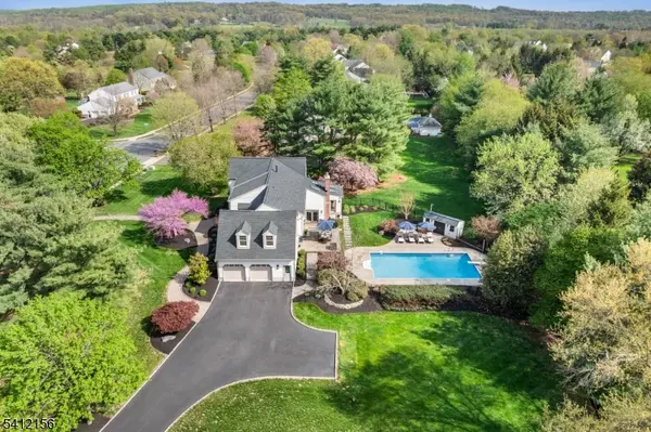 71 Ridgeview Dr, Montgomery Twp., NJ 08502