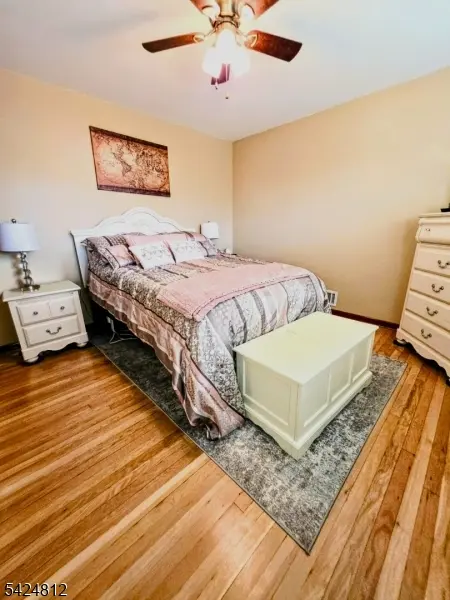 19 E 2nd St, Woodbridge Twp., NJ 07064