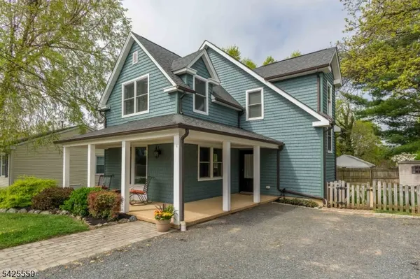 29 Central Ave, Atlantic Highlands Boro, NJ 07716