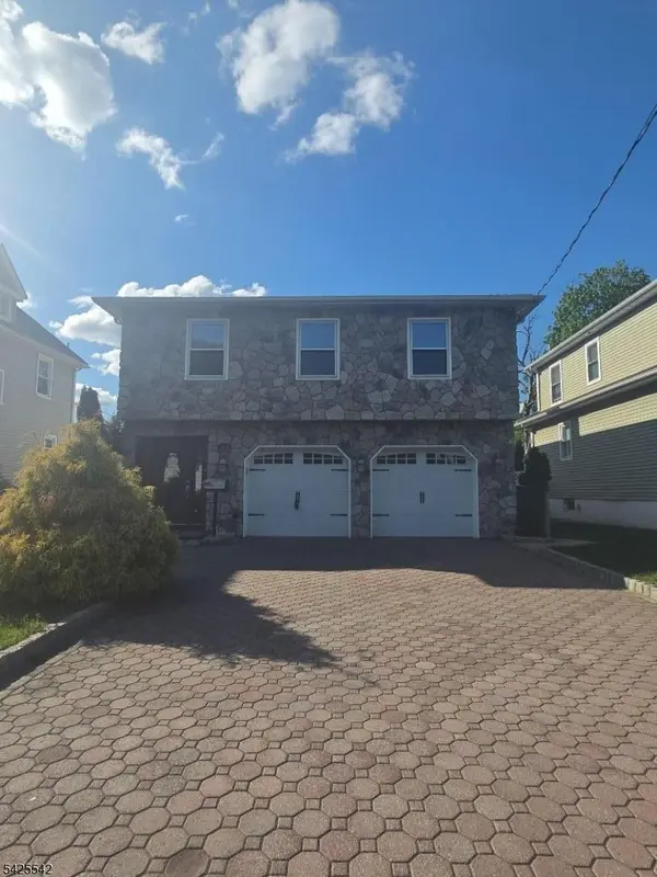 101 Bloomingdale Ave, Cranford Twp., NJ 07016