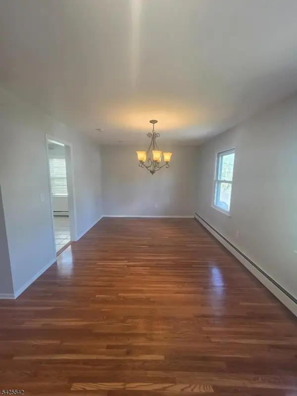 101 Bloomingdale Ave, Cranford Twp., NJ 07016