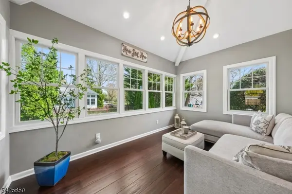 23 Crestview Ave, Madison Boro, NJ 07940