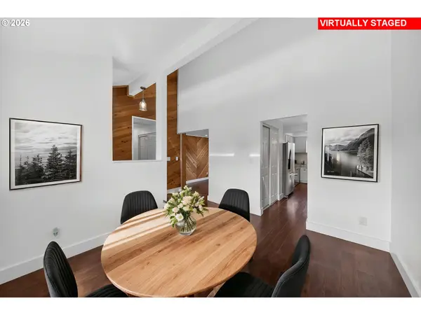 1676 NW YOUNGWOOD CT, Roseburg, OR 97471