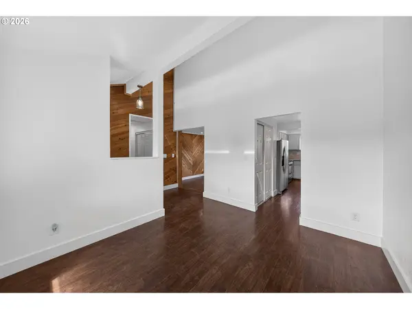 1676 NW YOUNGWOOD CT, Roseburg, OR 97471