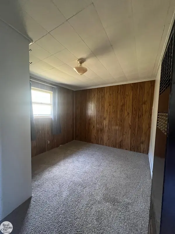 9237 River Rd #3 RD, Clay Twp, MI 48001