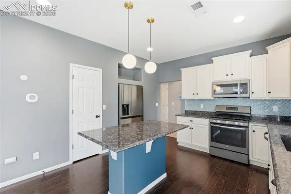 8221 Cypress Wood DR, Colorado Springs, CO 80927