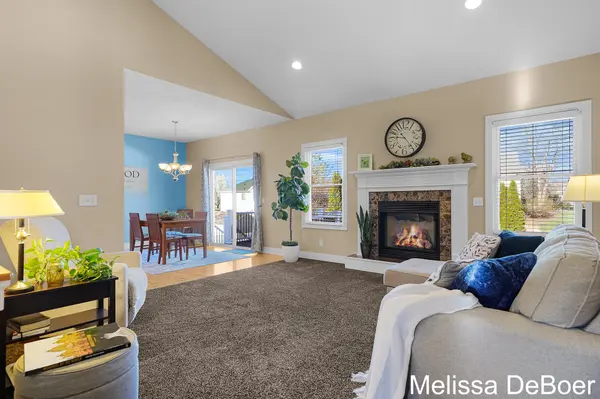 5469 Stevendale DR, Georgetown Twp, MI 49426