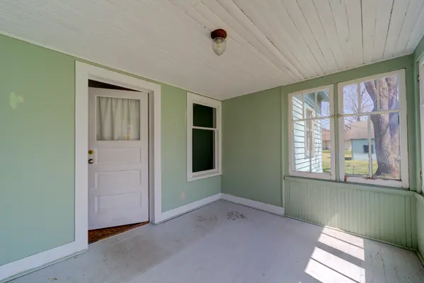 119 S Livingston ST, Whitehall City, MI 49461