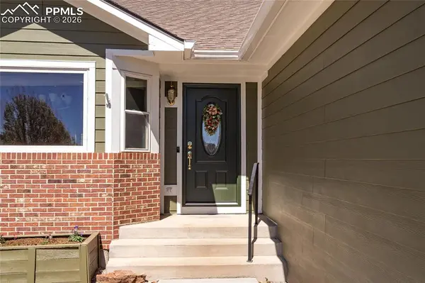 1250 Bison Ridge DR, Colorado Springs, CO 80919