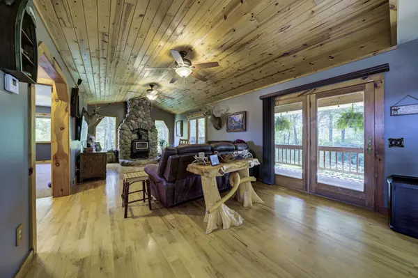 2625 Walton RD, Paradise Twp, MI 49649