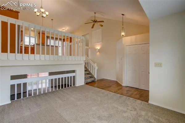 3940 Dewpoint DR, Colorado Springs, CO 80920