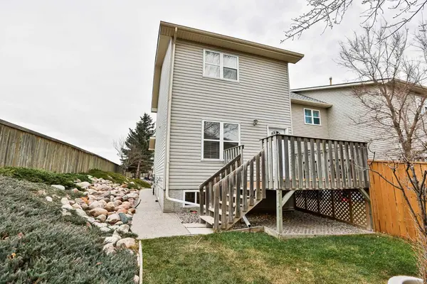 720 Heritage BLVD W #16, Lethbridge, AB T1K 7X2