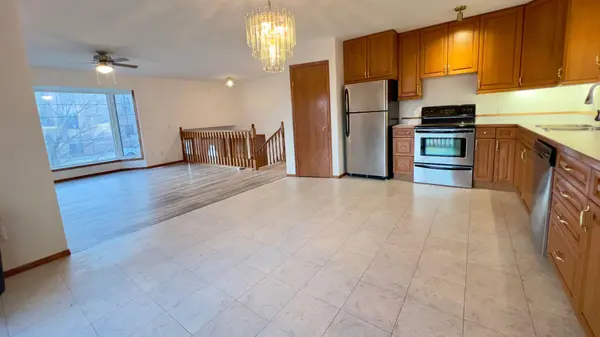 202 2nd AVE E, Hanna, AB T0J 1P0