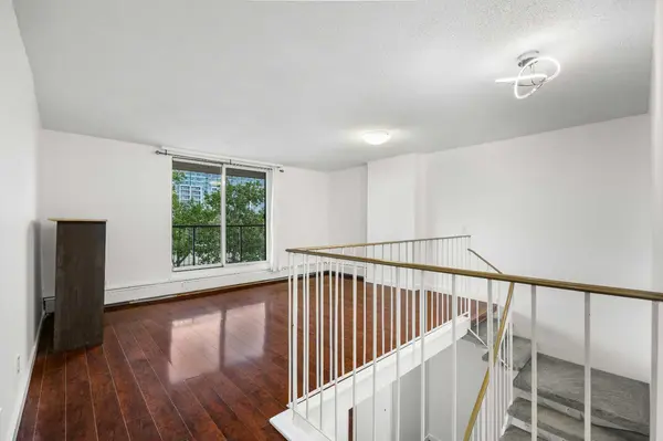 4944 Dalton DR NW #413, Calgary, AB T3A 2E6