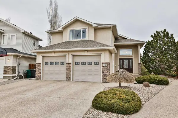 92 Heritage CIR W, Lethbridge, AB T1K 7T3