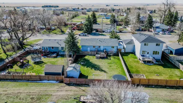 235 E 200 S, Raymond, AB T0K 2S0