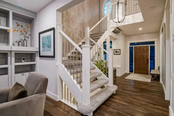 1117 Coopers DR SW, Airdrie, AB T4B 0Z8