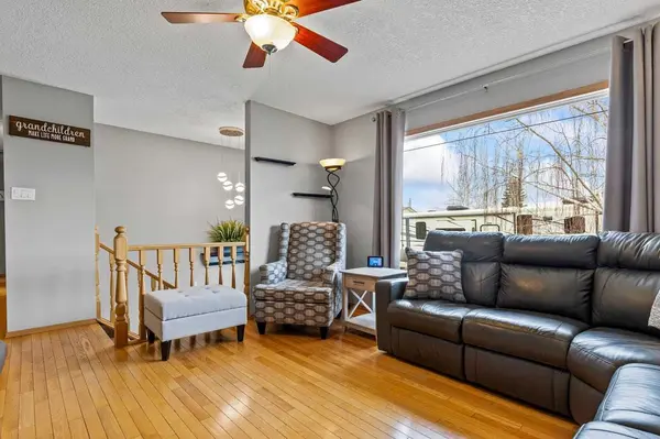 302 Stuart ST, Blackie, AB T0L0J0