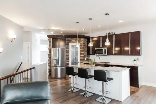 6502 109A ST, Grande Prairie, AB T8W 0B3