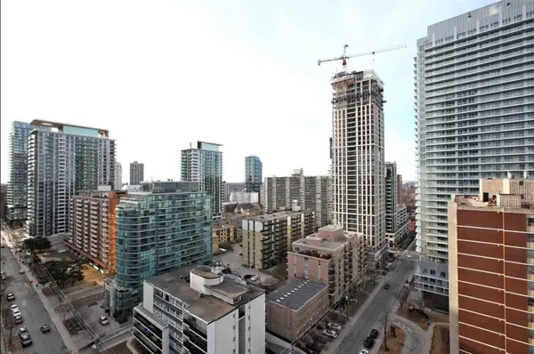 185 Roehampton AVE #1504, Toronto C10, ON M4P 2K5