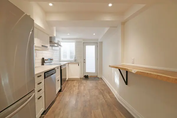 202 Claremont ST #Lower, Toronto C01, ON M6J 2M9