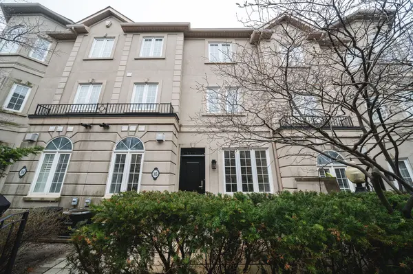 11 Everson DR #105, Toronto C14, ON M2N 7B9