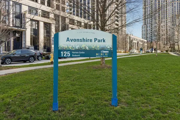 120 Harrison Garden BLVD #636, Toronto C14, ON M2N 0H1