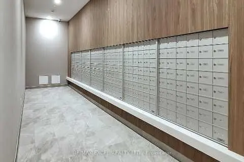 1 Quarrington LN #3404, Toronto C13, ON M3C 0S4