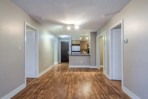 20 Blue Jays WAY #1702, Toronto C01, ON M5V 3W6