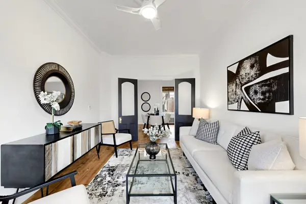 106 Oxford ST, Toronto C01, ON M5T 1P3