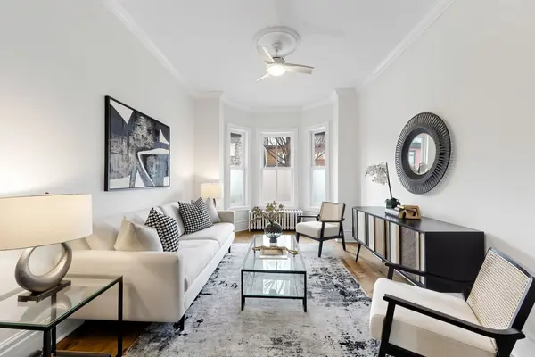 106 Oxford ST, Toronto C01, ON M5T 1P3