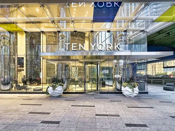 10 York ST #4110, Toronto C01, ON M5J 2Z2