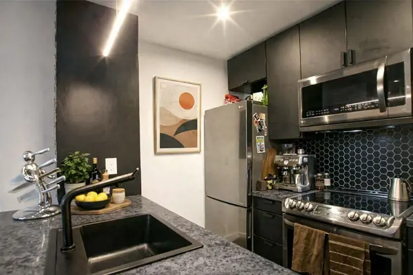 177 Logan AVE #Main Floor, Toronto E01, ON M4M 2N2