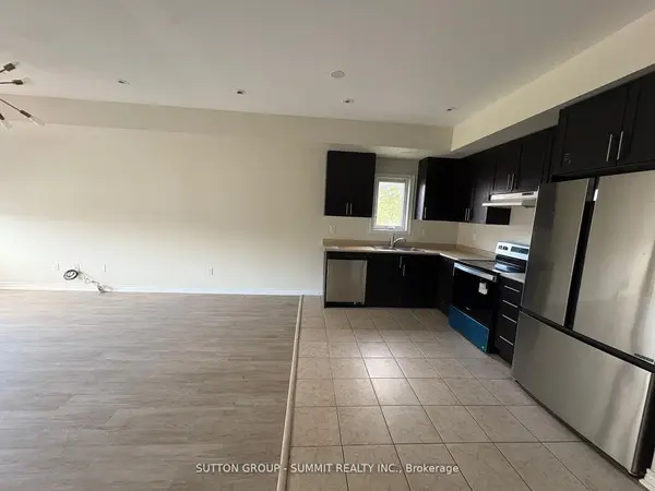 293 Olive AVE #3rd Floor, Oshawa, ON L1H 2P5