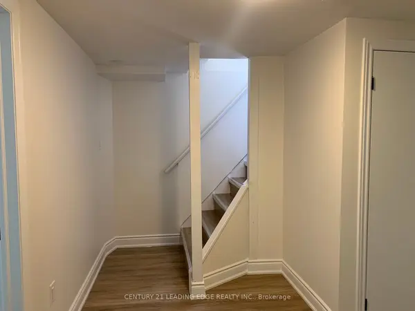 209 WAYNE CT #BSMT, Oshawa, ON L1G 3R6