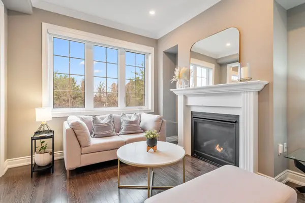 128 Countryman RD, East Gwillimbury, ON L9N 0N8