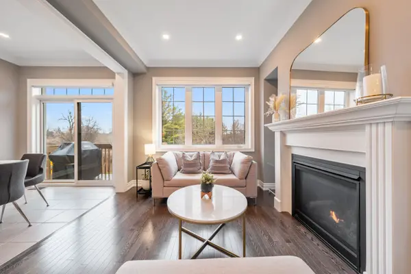 128 Countryman RD, East Gwillimbury, ON L9N 0N8