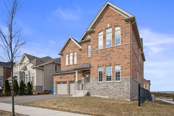 70 Carriage Shop BND, East Gwillimbury, ON L9N 0C6