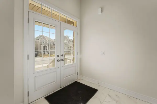 70 Carriage Shop BND, East Gwillimbury, ON L9N 0C6