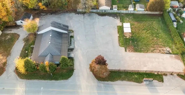 2044 25th Side Road, Innisfil, ON L9S 1Z2