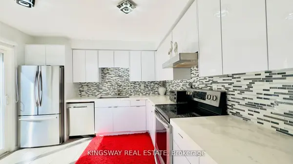 164 Gail Parks CRES, Newmarket, ON L3X 3C1