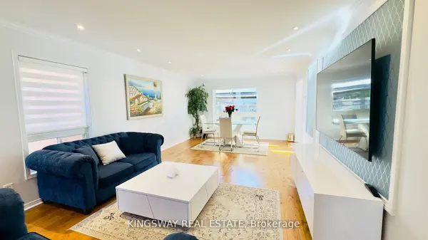 164 Gail Parks CRES, Newmarket, ON L3X 3C1