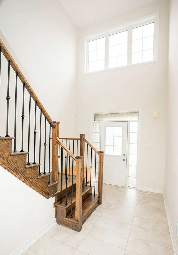 978 Barton WAY, Innisfil, ON L9S 0N5