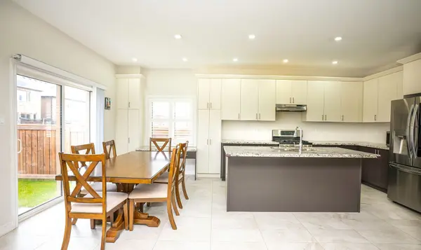 978 Barton WAY, Innisfil, ON L9S 0N5