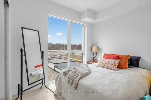 415 Sea Ray AVE #304, Innisfil, ON L9S 0R5