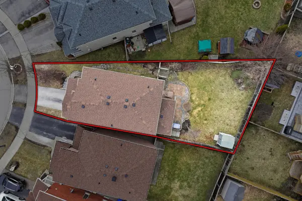 55 Christina CRES, Bradford West Gwillimbury, ON L3Z 0B1