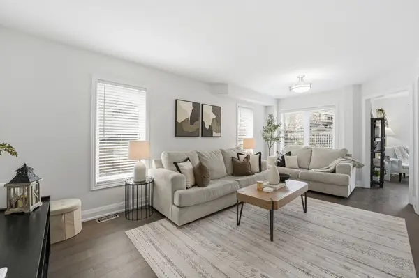 55 Christina CRES, Bradford West Gwillimbury, ON L3Z 0B1