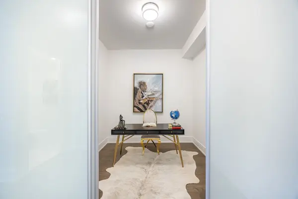 397 Royal Orchard BLVD #706, Markham, ON L3T 0H3