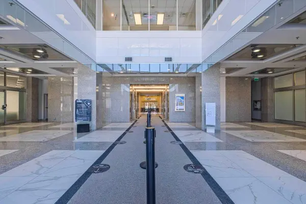 175 Commerce Valley DR W #230, Markham, ON L4W 4Y8