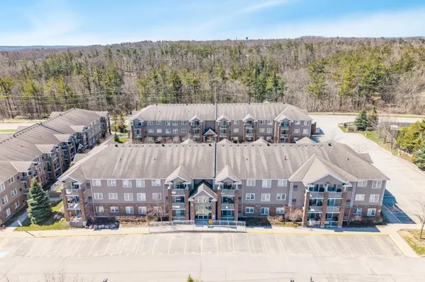 41 Coulter ST #19, Barrie, ON L4N 6L9